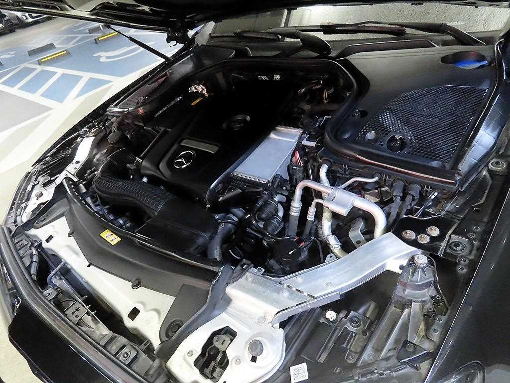 Mercedes Benz E class 2019 Negro - Importación desde Corea - HF Imports Iquique - Foto 19