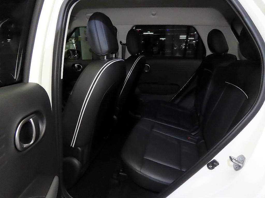 HYUNDAI Casper - Vista 7