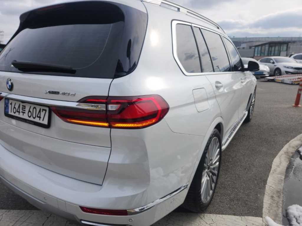 BMW X7 - Vista 4