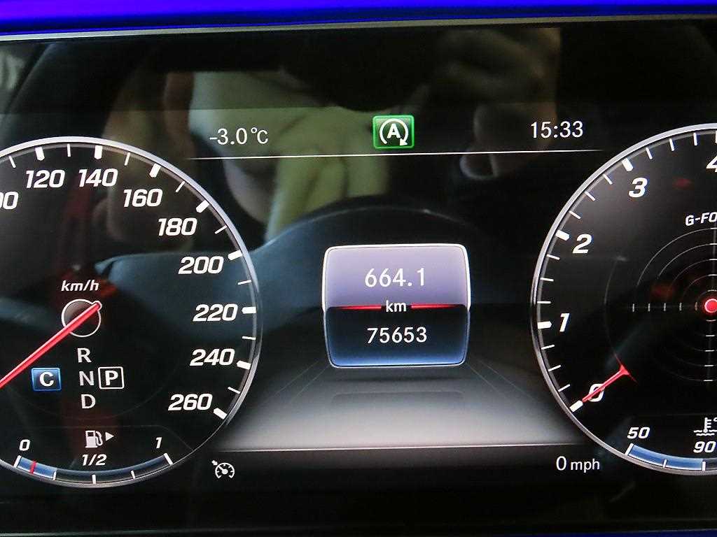 Mercedes Benz E class - Vista 10