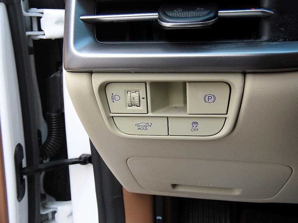 HYUNDAI Grandeur - Vista 12