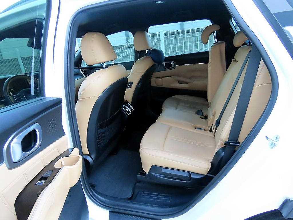 KIA Sorento - Vista 6