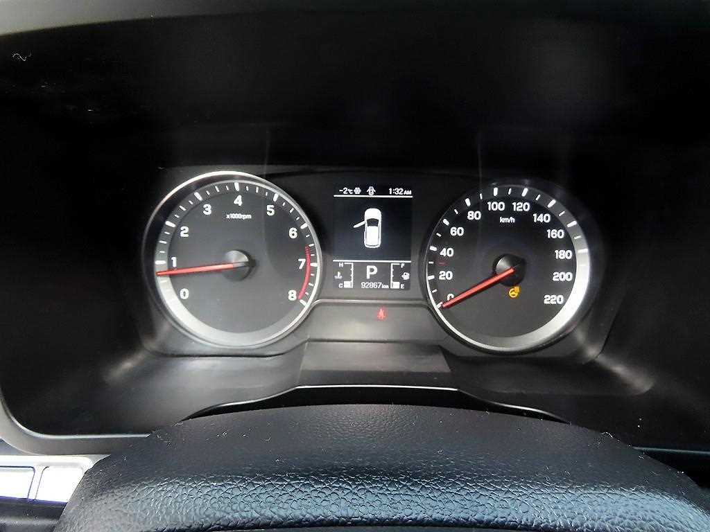 Ssangyong Tivoli - Vista 9