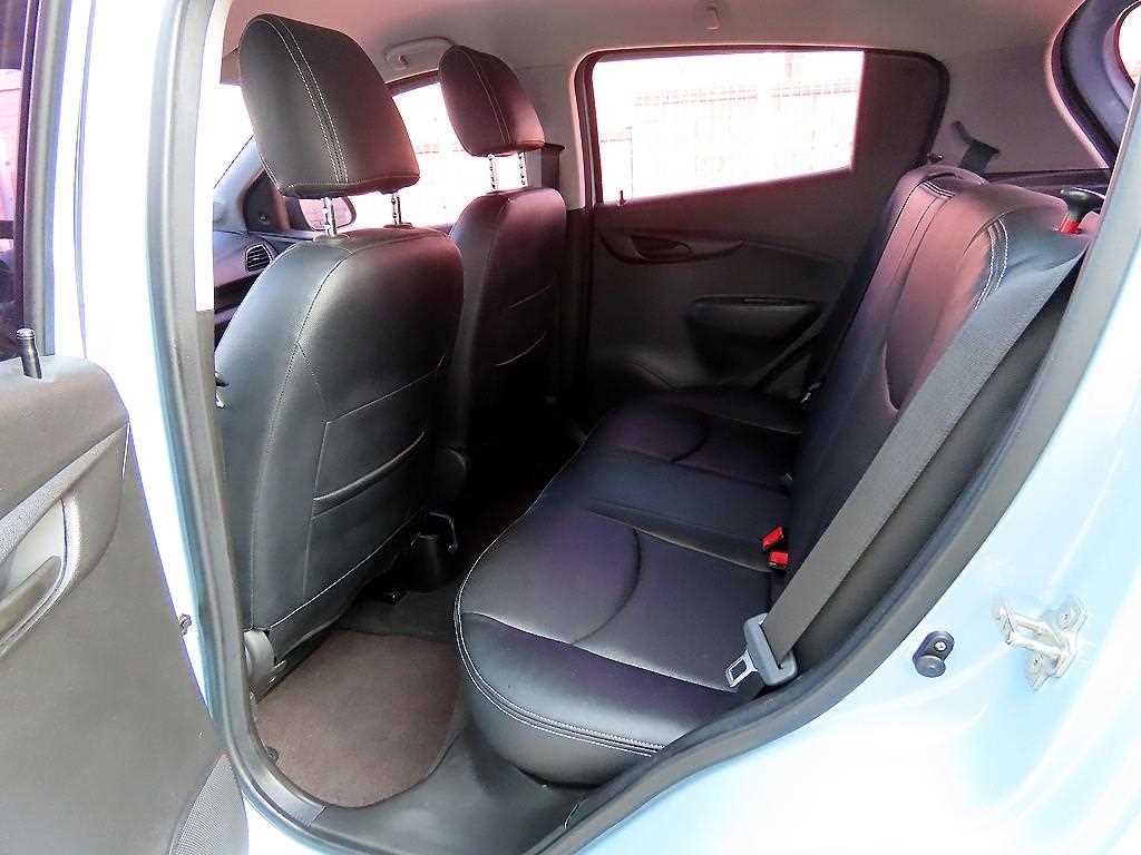 Chevrolet Spark - Vista 6