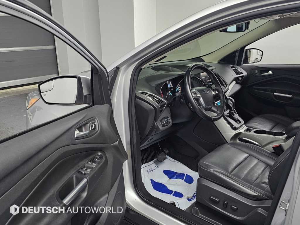 Ford Escape - Vista 11