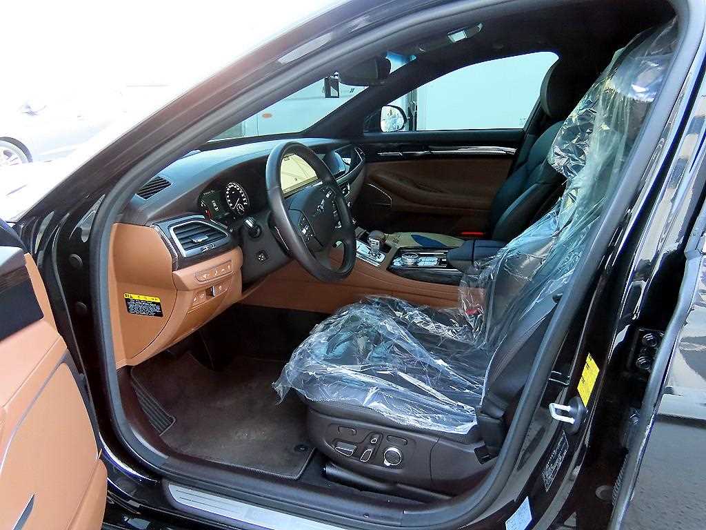 Genesis G90 - Vista 5