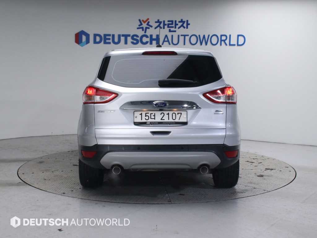 Ford Escape - Vista 4