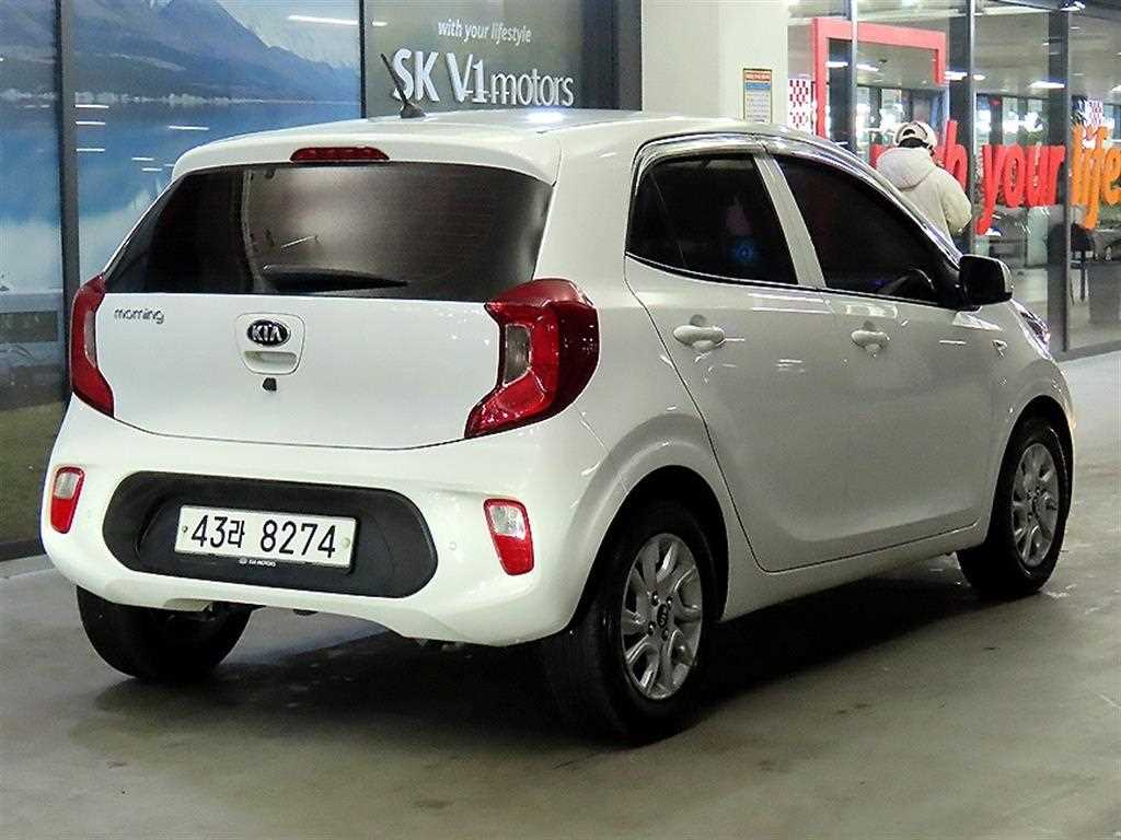 KIA Morning - Vista 4