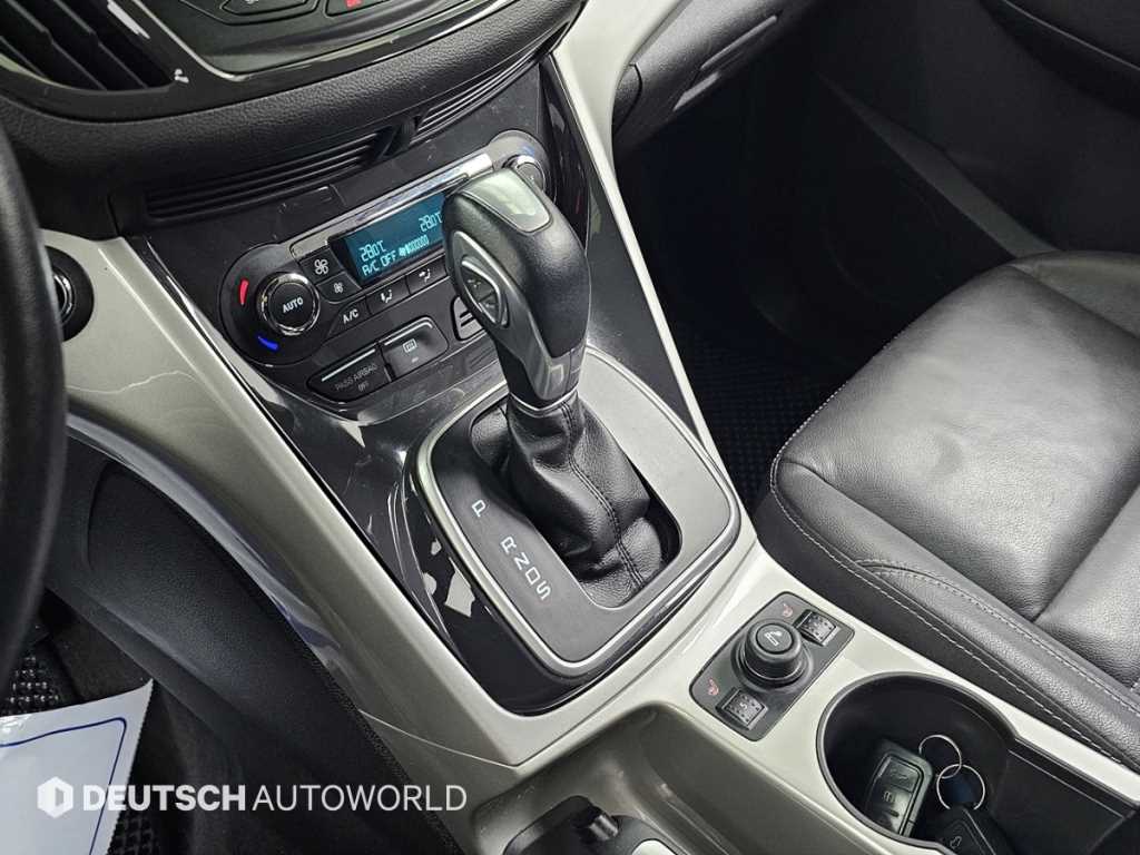 Ford Escape - Vista 9