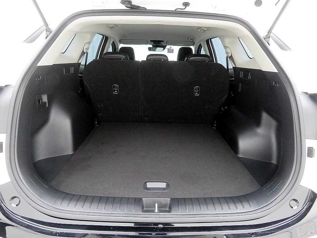 KIA Sportage - Vista 5