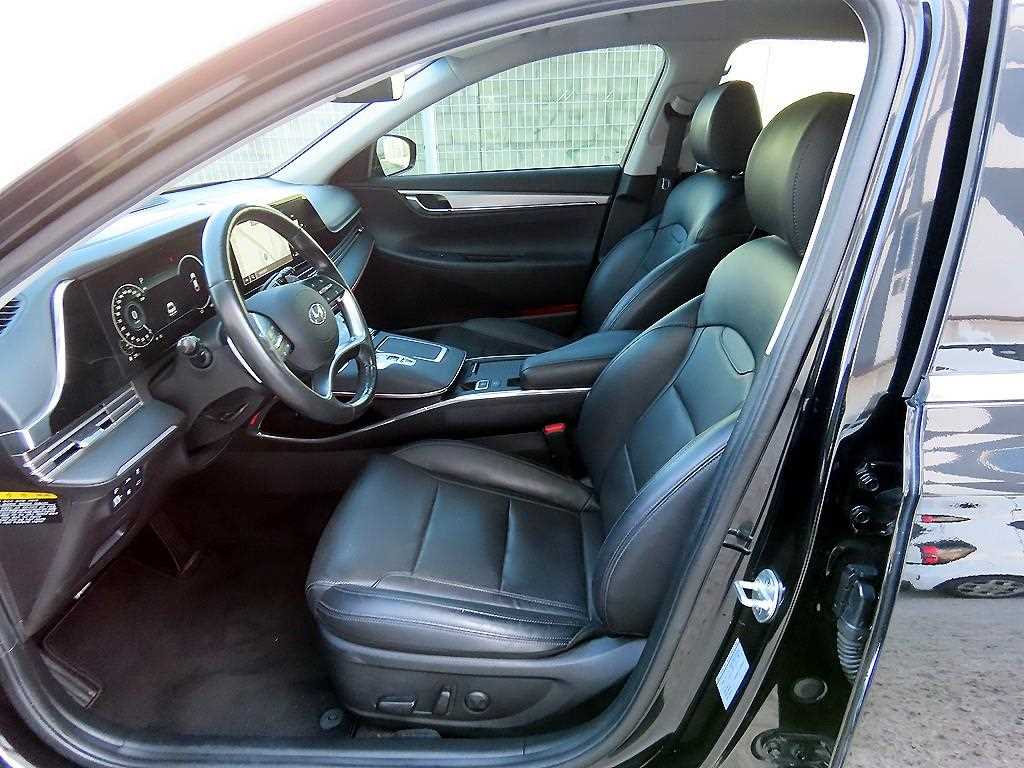 HYUNDAI Grandeur - Vista 5