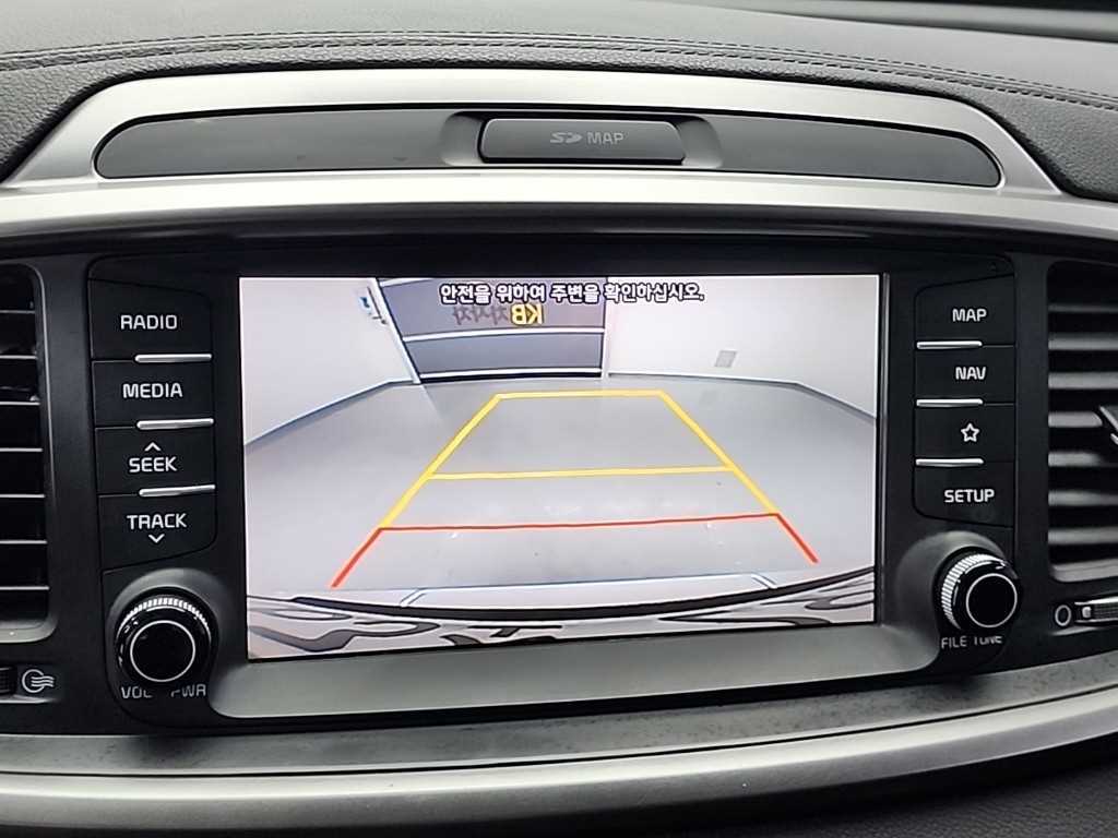 KIA Sorento 2019 Plateado - Importación desde Corea - HF Imports Iquique - Foto 16