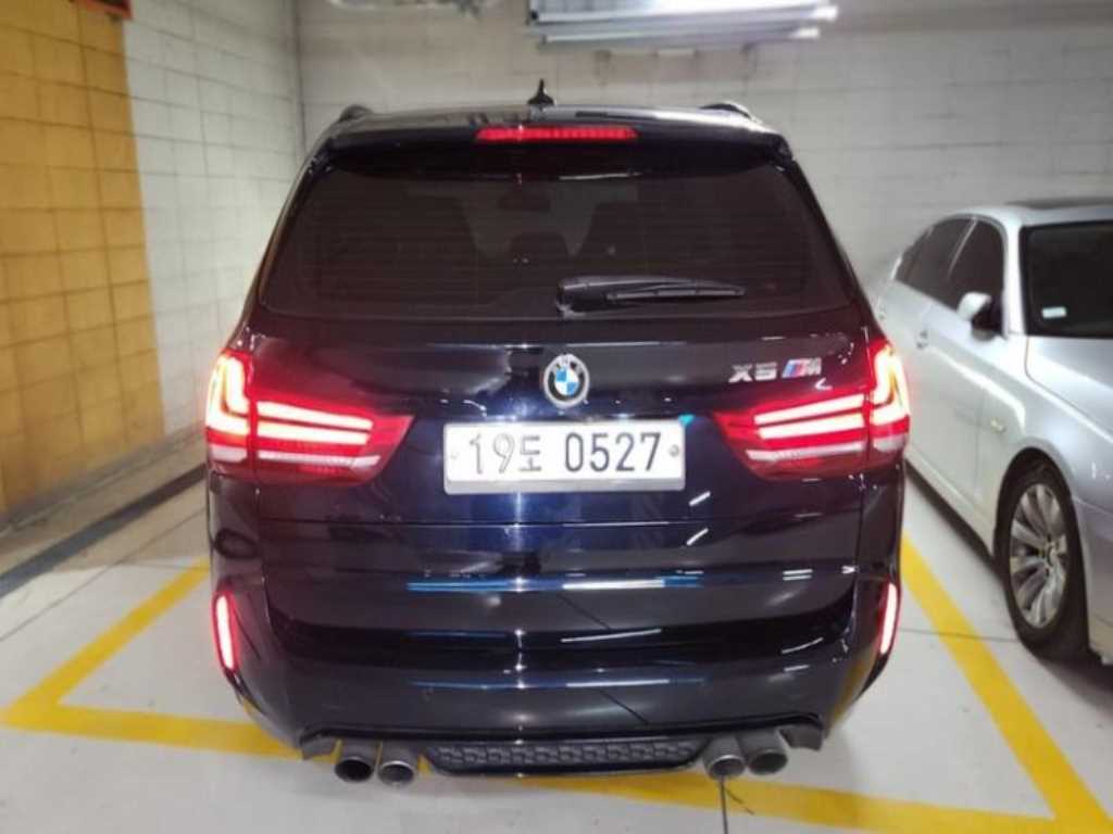 BMW X5M - Vista 4