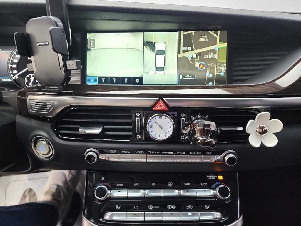 Genesis EQ900 - Vista 10