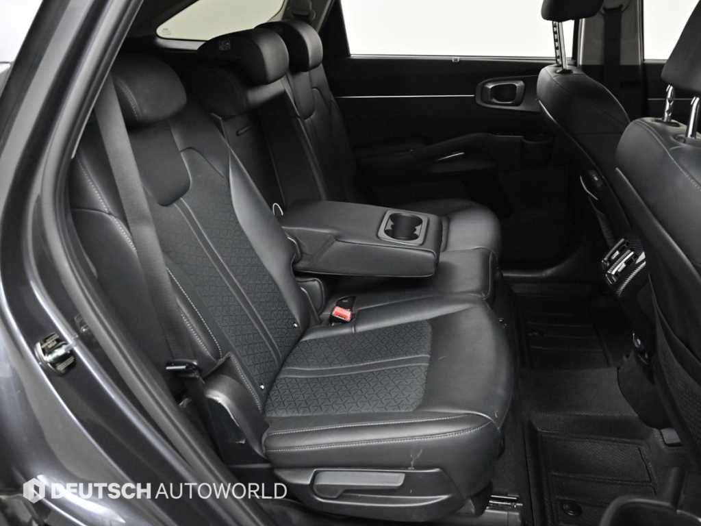 KIA Sorento - Vista 12