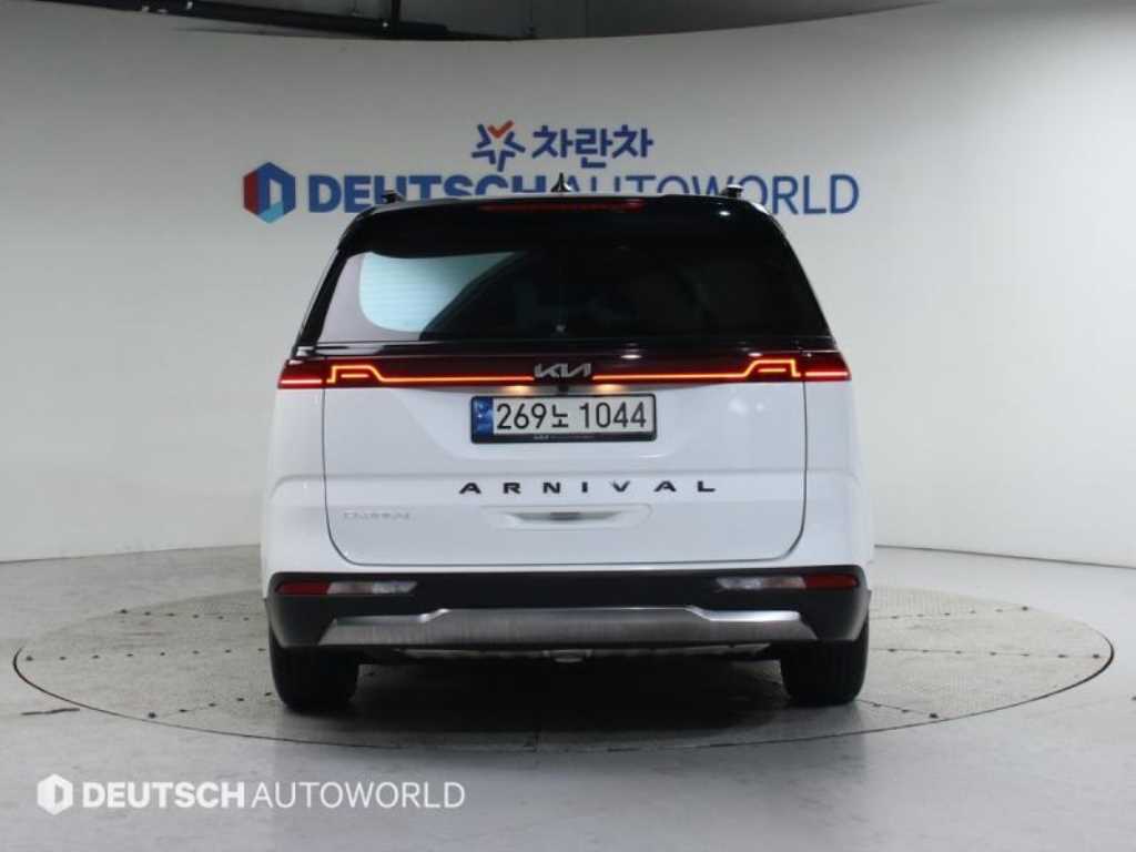 KIA Carnival - Vista 4