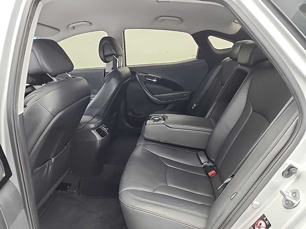 HYUNDAI Grandeur - Vista 12