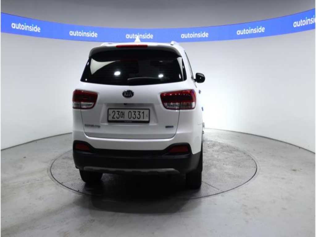 KIA Sorento - Vista 5