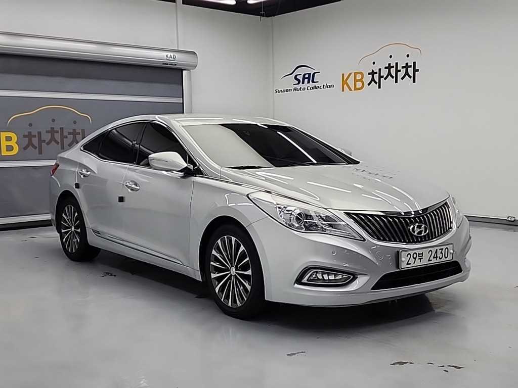 HYUNDAI Grandeur - Vista 4