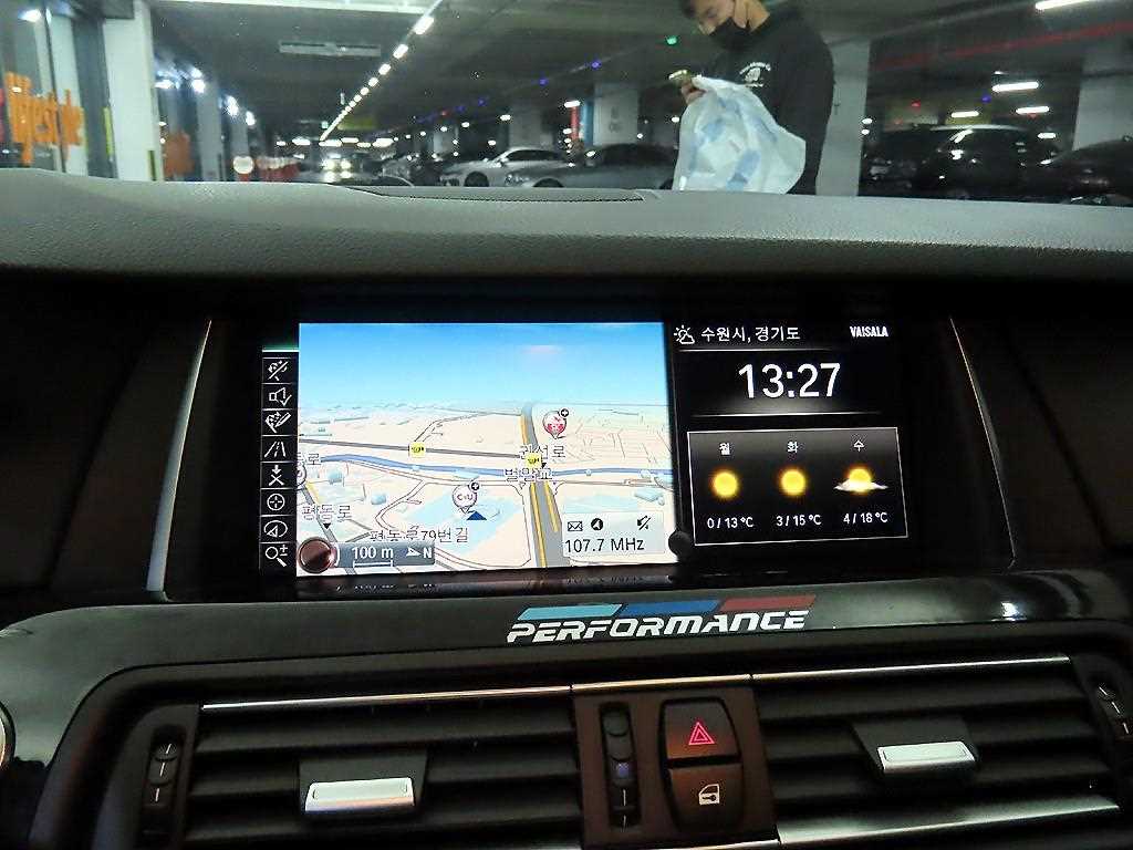 BMW 5 Series 2016 Negro - Importación desde Corea - HF Imports Iquique - Foto 15