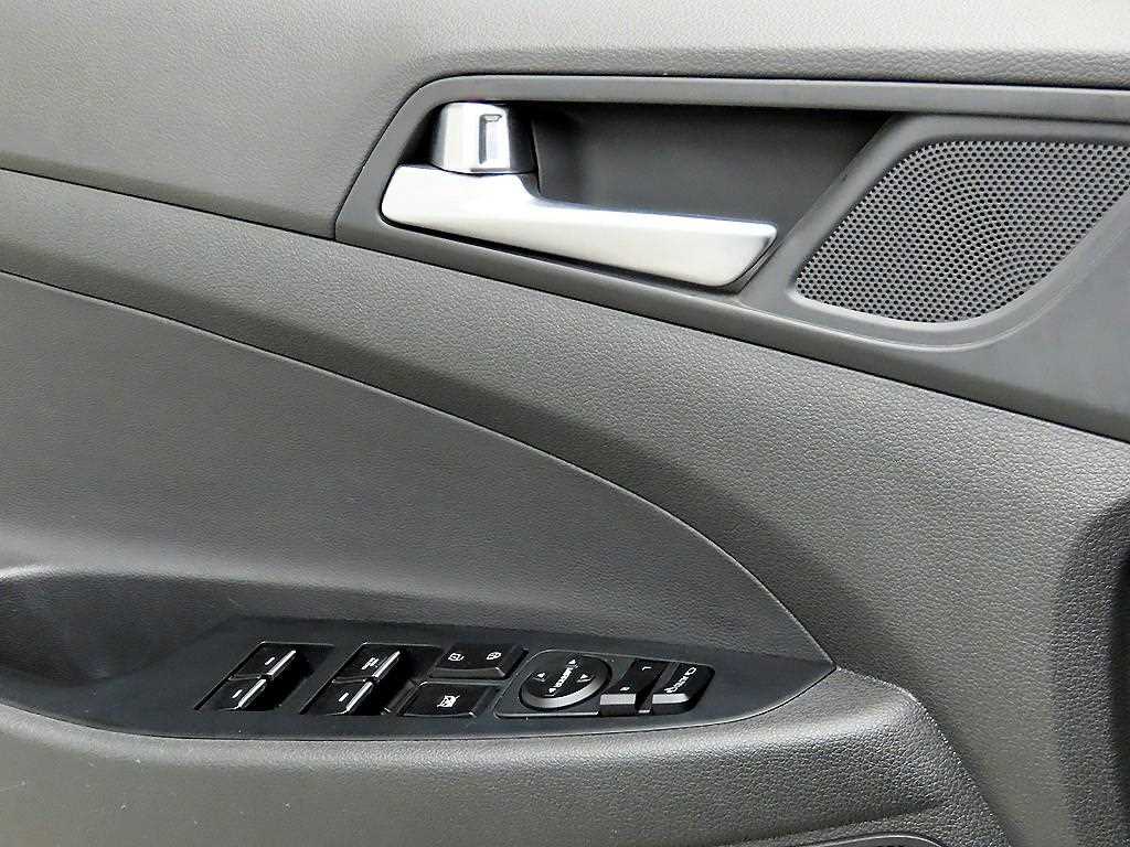 HYUNDAI Tucson - Vista 11