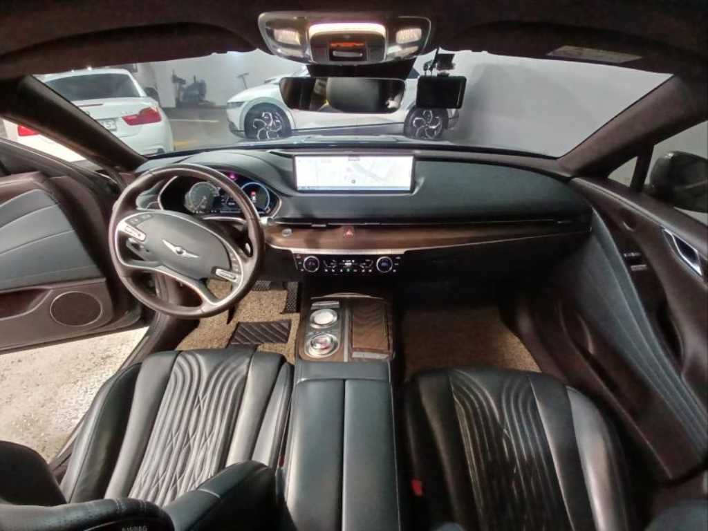 Genesis G80 - Vista 5