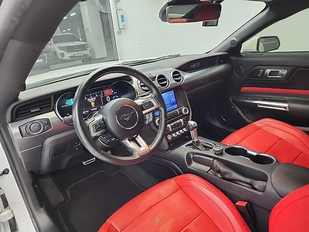 Ford Mustang - Vista 7