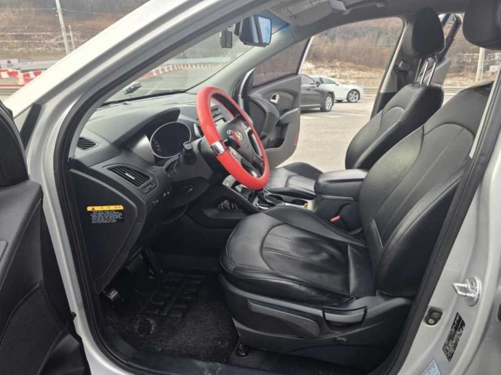 HYUNDAI Tucson - Vista 9