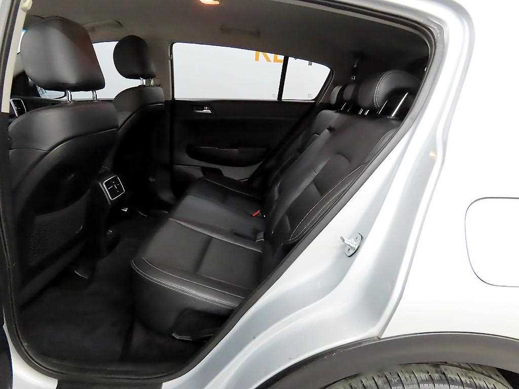 KIA Sportage - Vista 6