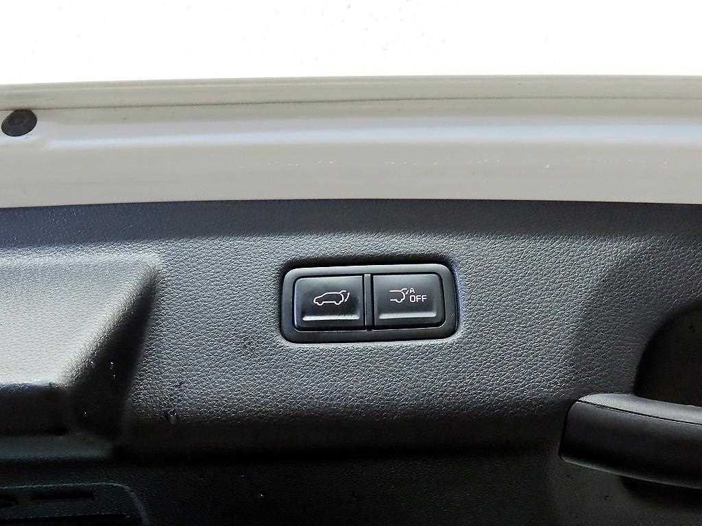 KIA Carnival 2023 the color of pearl - Importación desde Corea - HF Imports Iquique - Foto 17