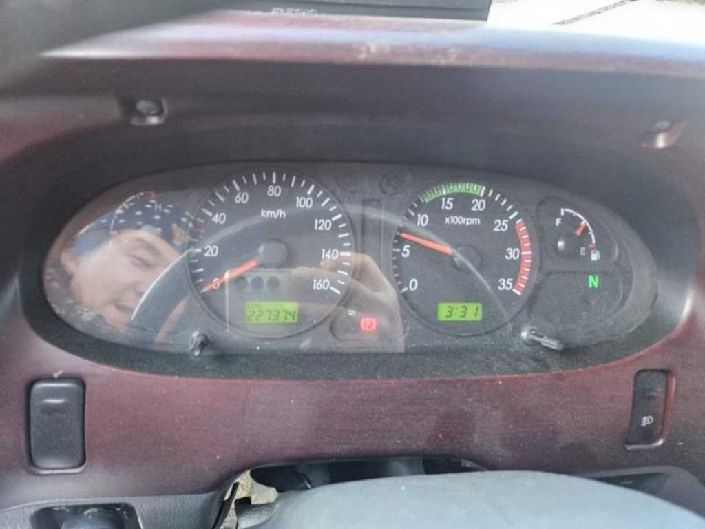 medium and large bus Hyundai bus - Vista 5