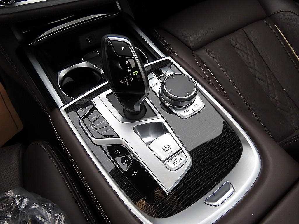 BMW 7 Series - Vista 11