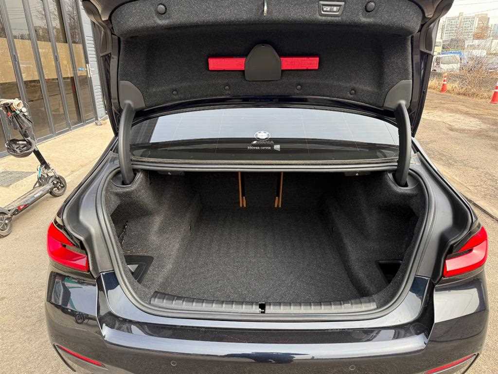 BMW 5 Series - Vista 11