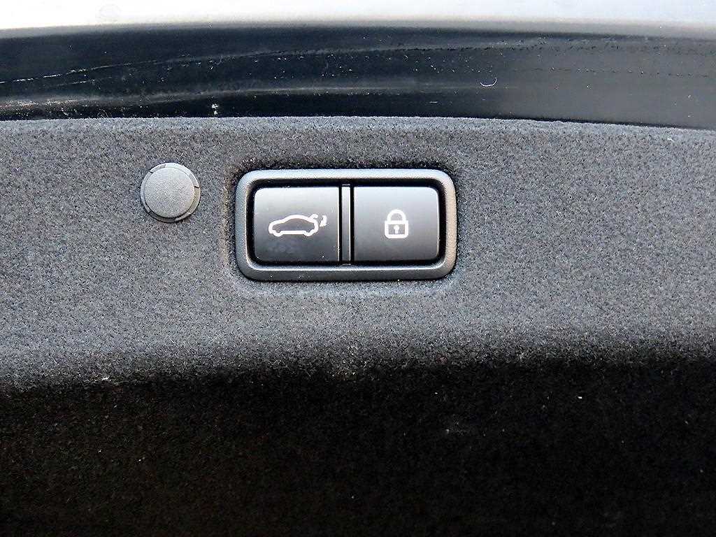 HYUNDAI Grandeur 2020 Negro - Importación desde Corea - HF Imports Iquique - Foto 18