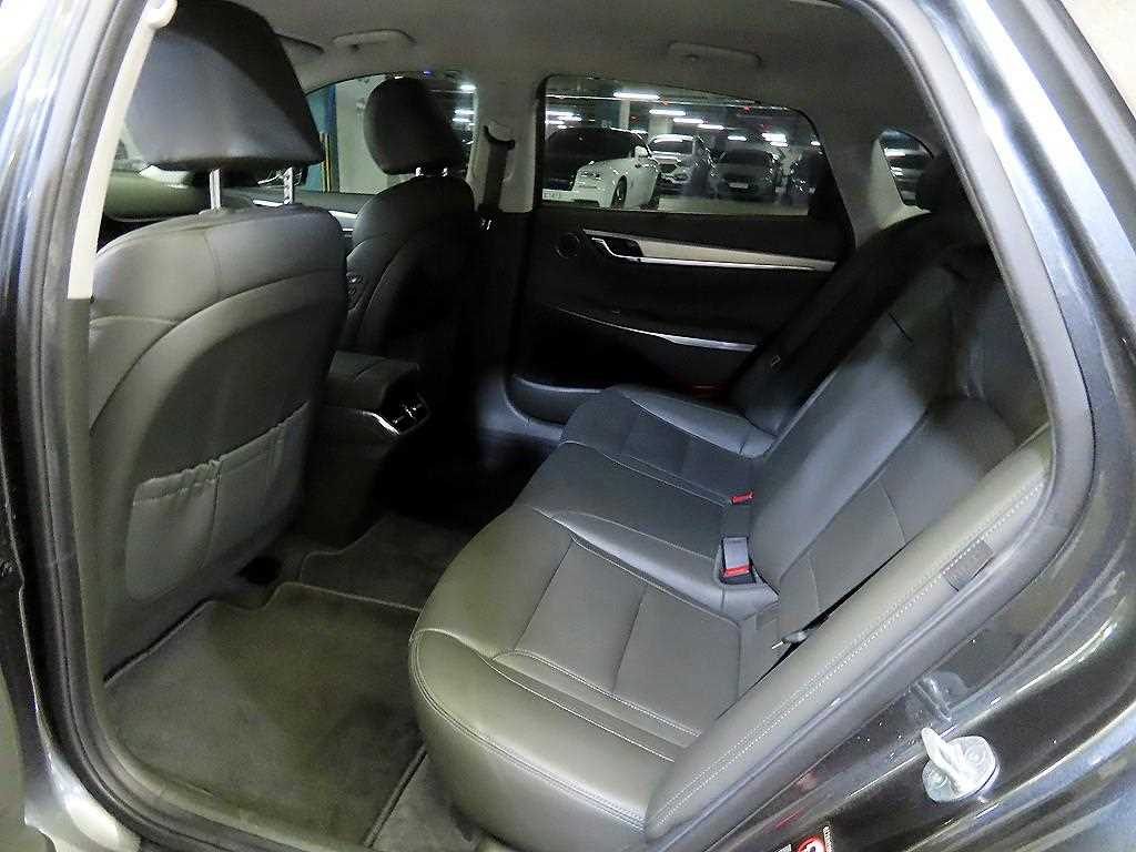 HYUNDAI Grandeur - Vista 7