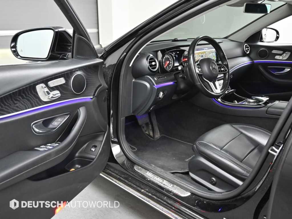 Mercedes Benz E class - Vista 11