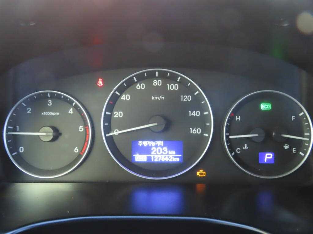 HYUNDAI Starex - Vista 9