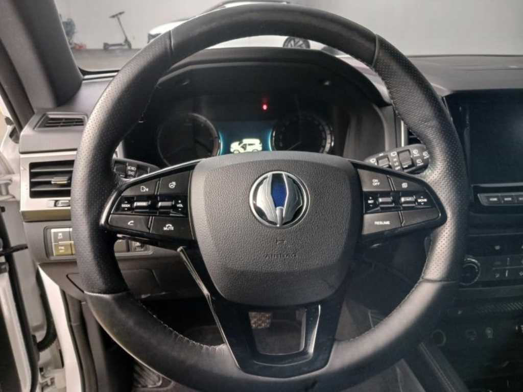 Ssangyong Rexton - Vista 11