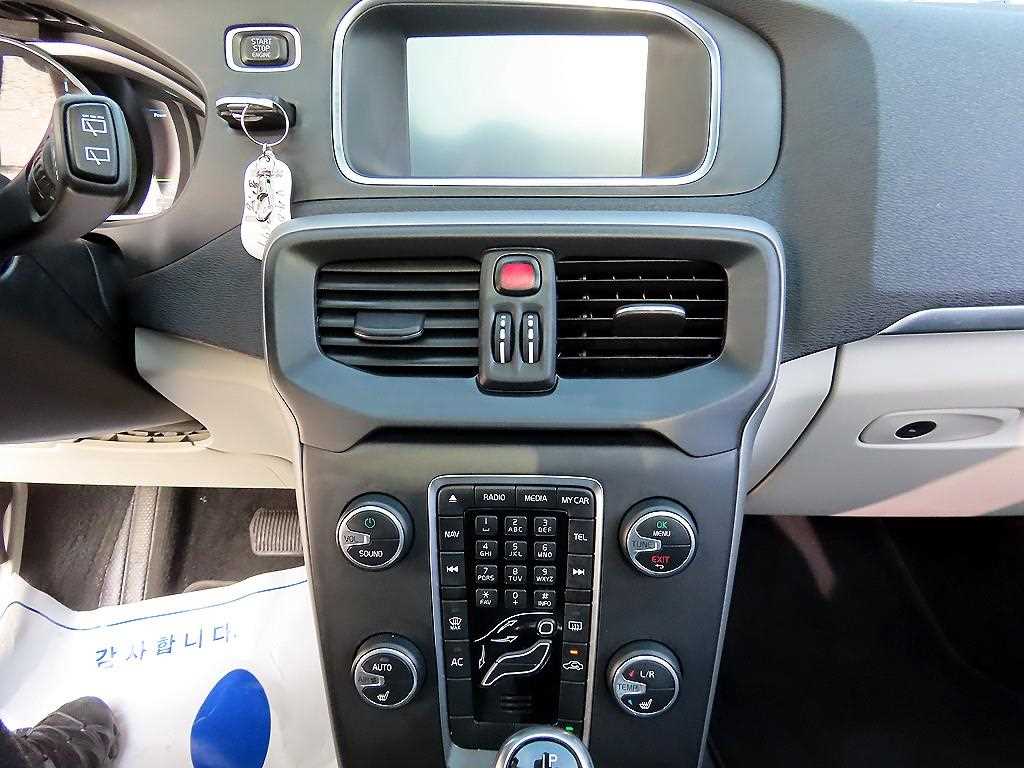 Volvo V40 - Vista 12