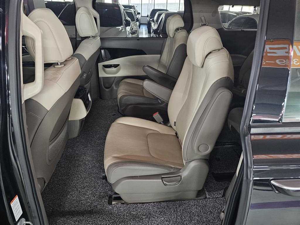 KIA Carnival 2023 Negro - Importación desde Corea - HF Imports Iquique - Foto 16