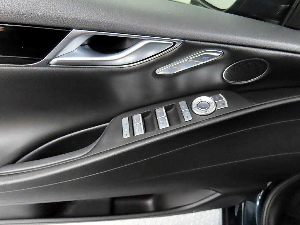 Genesis G80 - Vista 11