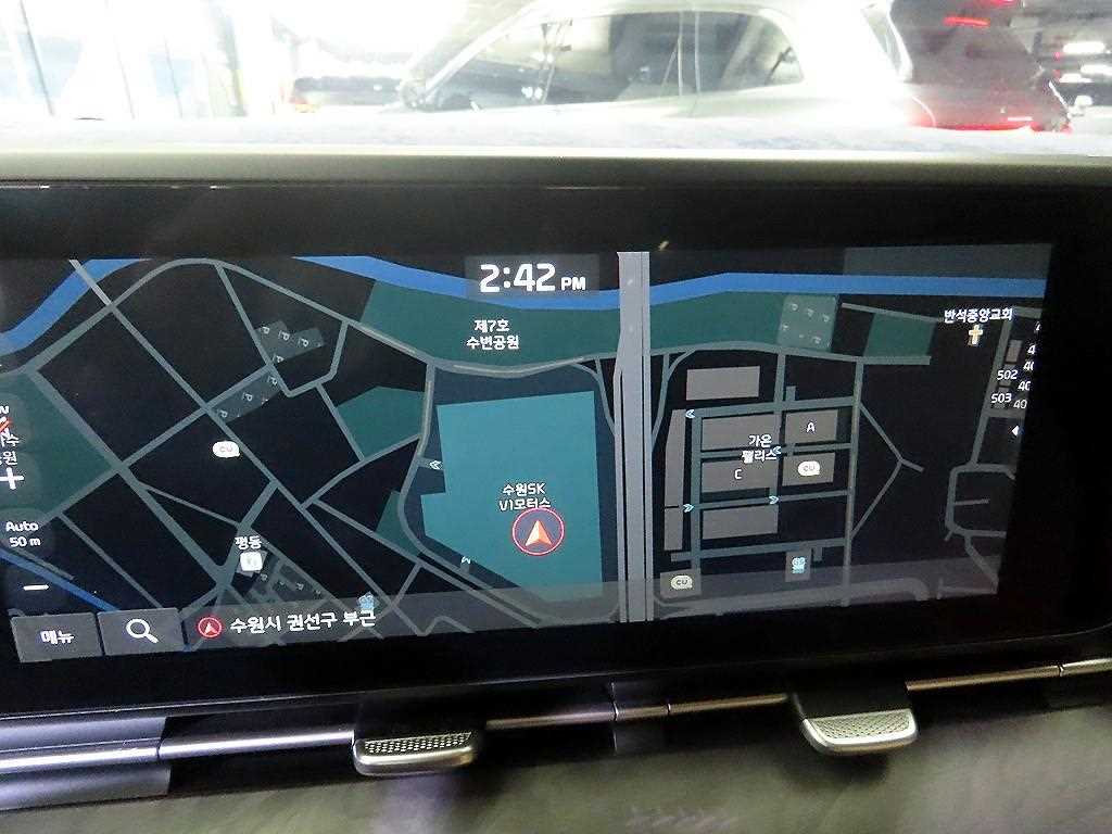 KIA Carnival - Vista 12