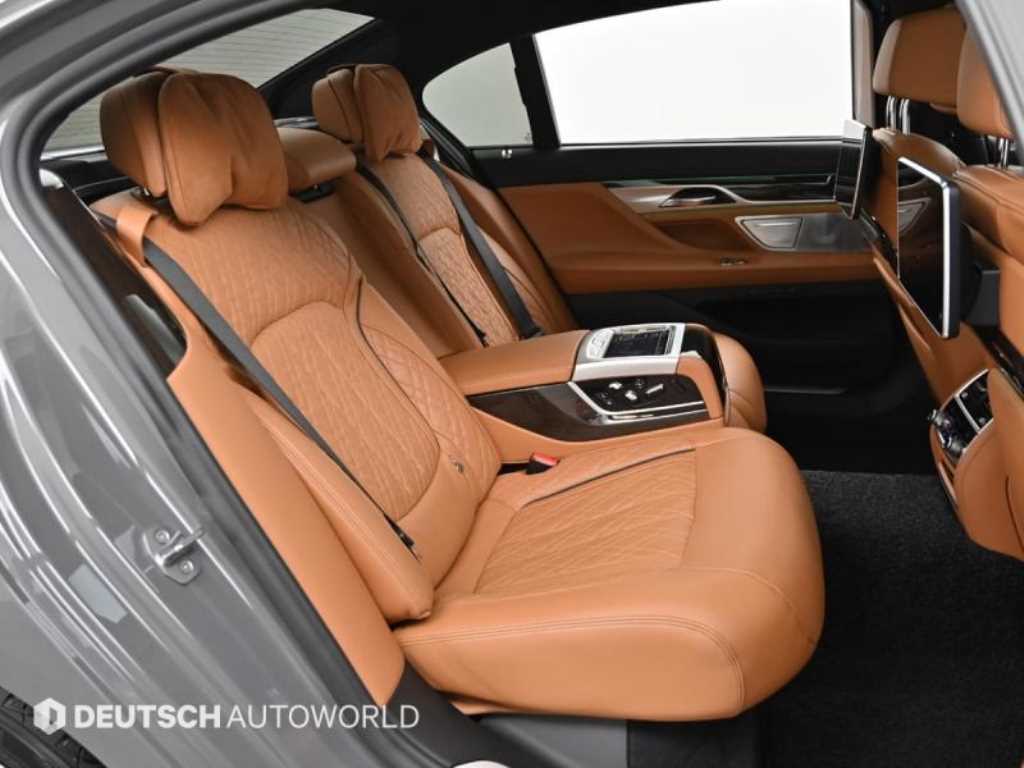 BMW 7 Series - Vista 12