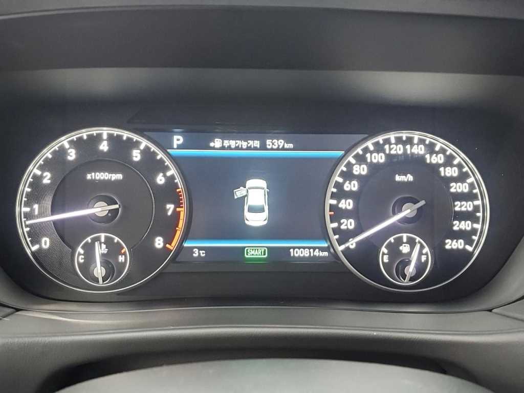 Genesis EQ900 - Vista 6