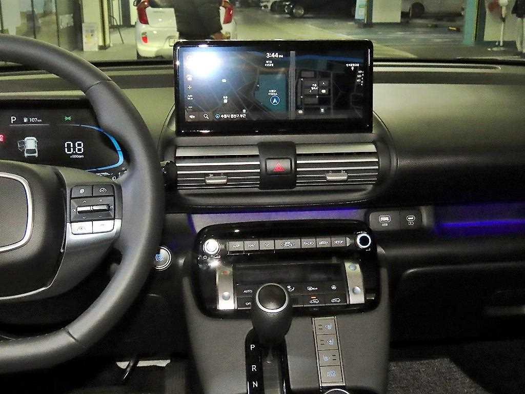 HYUNDAI Casper - Vista 11