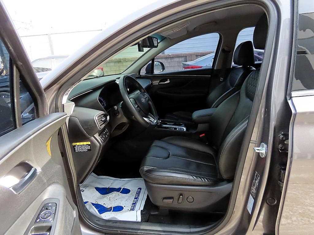 HYUNDAI Santa Fe - Vista 5