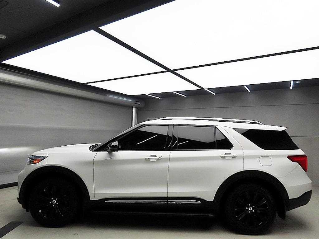 Ford Explorer - Vista 4