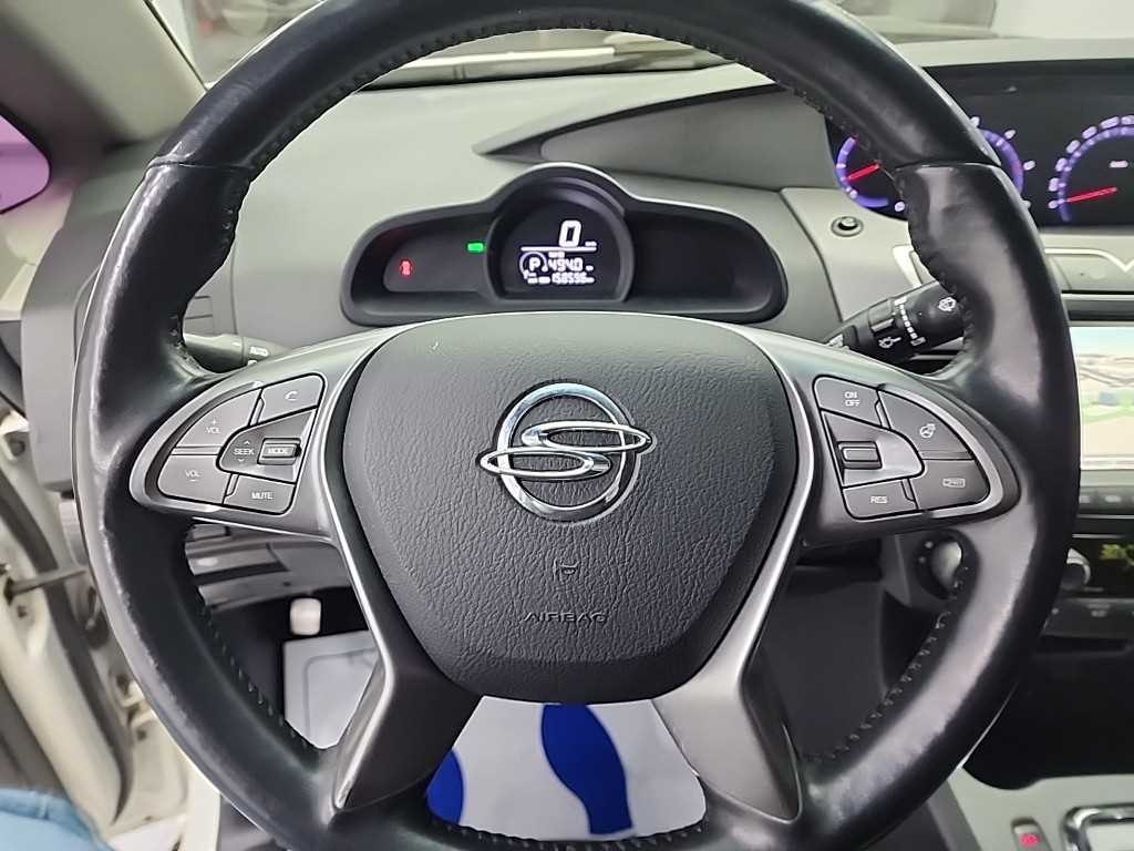 Ssangyong Korando - Vista 9