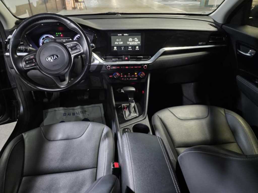 KIA Niro - Vista 11