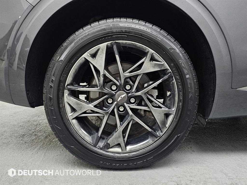 Genesis GV70 - Vista 5